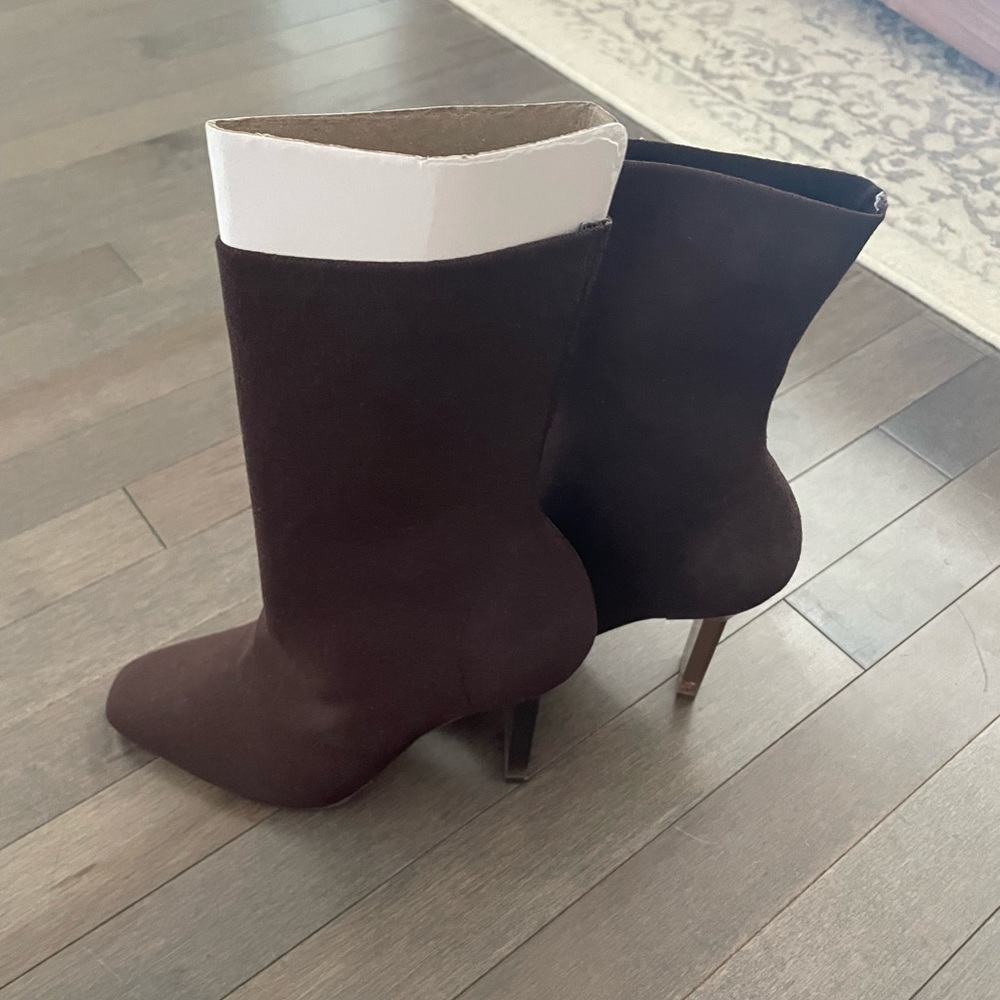 Size 7.5 Aldo Boots